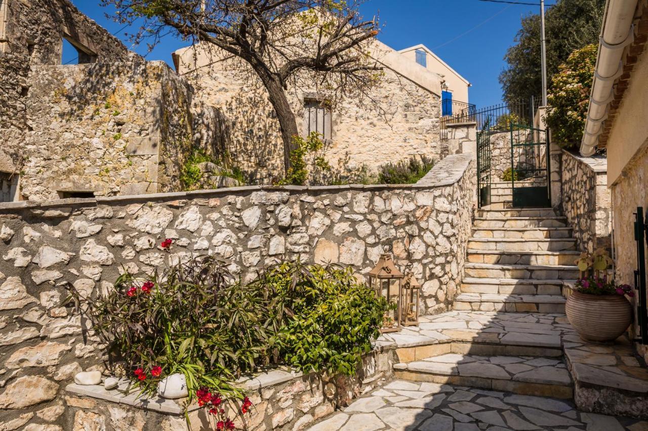 Traditional Stone House Anofli 1843 Fiskardo Kefalonia Exterior photo